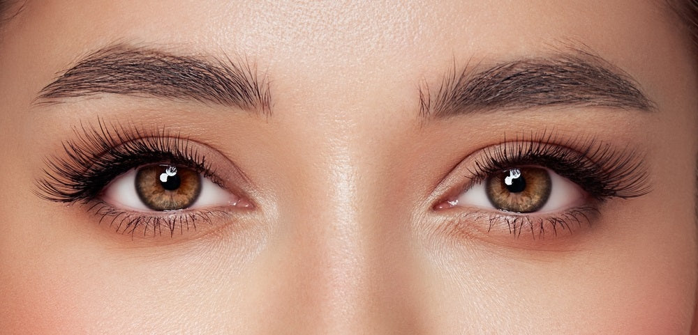 Transform Your Look with Ninski London: Wet Look Eyelash Extensions, Natural Lashes, and Russian Set Lashes