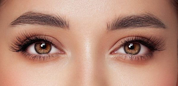 Transform Your Look with Ninski London: Wet Look Eyelash Extensions, Natural Lashes, and Russian Set Lashes