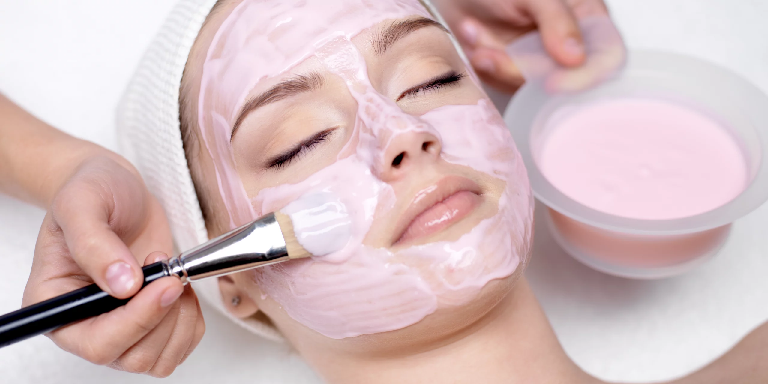 Vegan deep cleansing facial treatment for sensitive skin